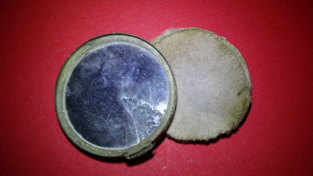 LOOSPACT” BY THE CELMA CO. poederdoosje uit 1920